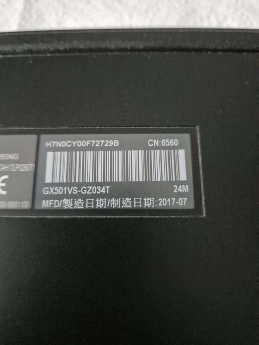Laptop Asus ROG Zephyrus GX501 (Grafika 1070, intel core i7, 24GB RAM)