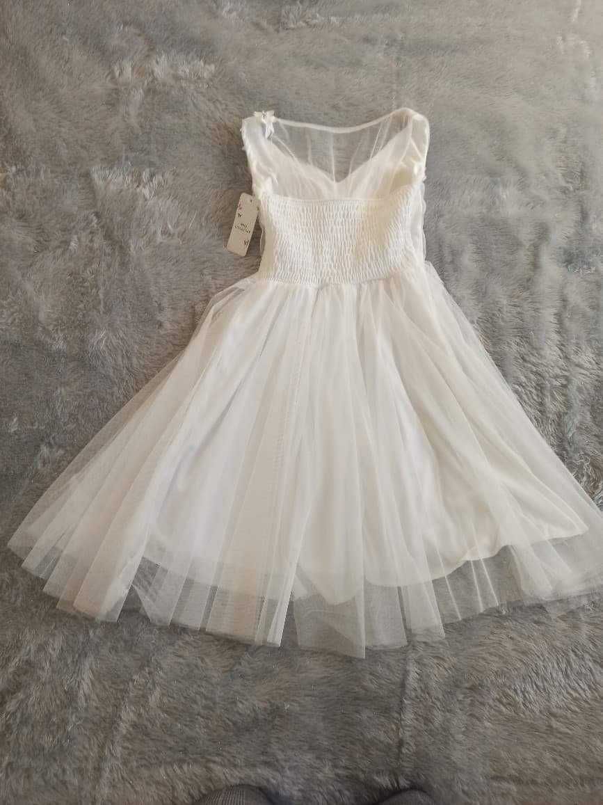 Okazja! Nowa sukienka tiulowa biała, rozmiar 34