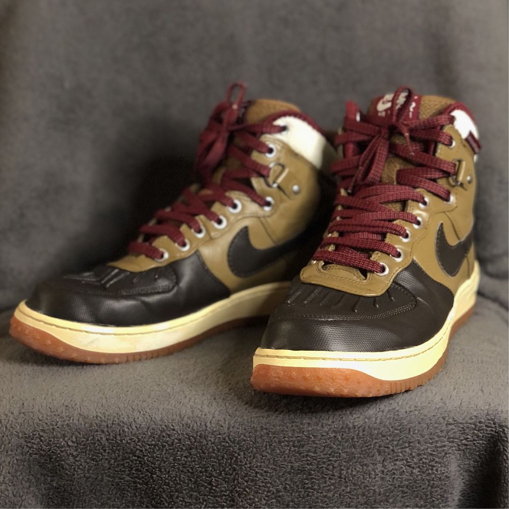 Nike Air Force 1 Duckboot 42.5 (US 9)