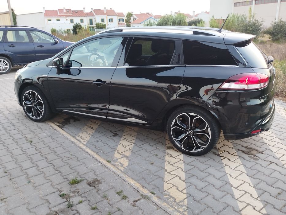 Renault Clio Sport Tourer BOSE edition