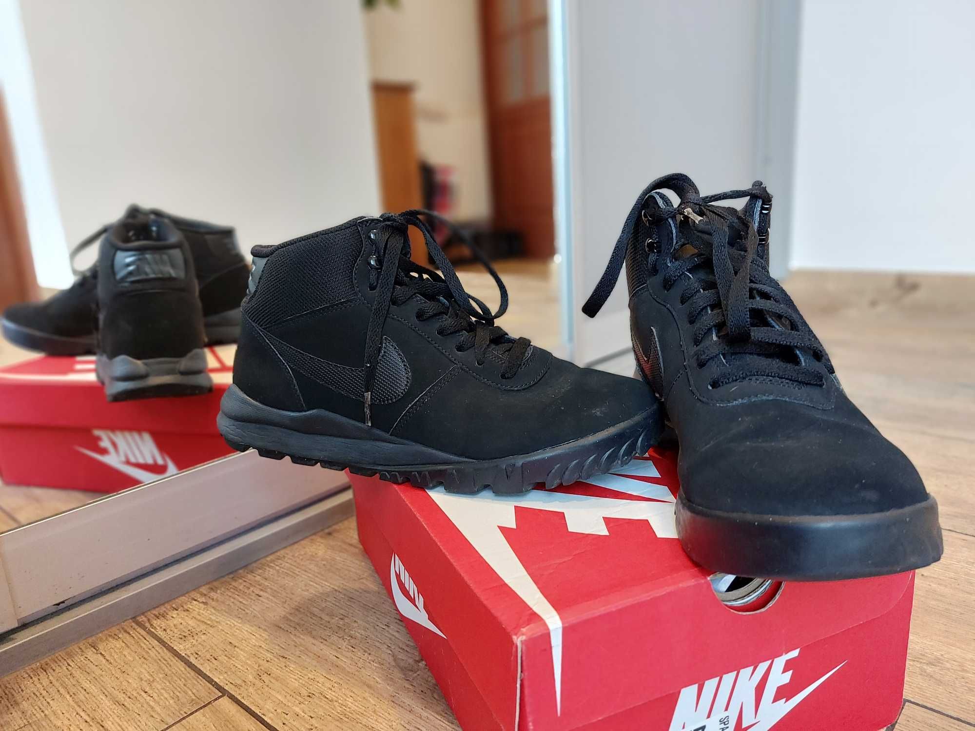 Męskie, wysokie, czarne buty Nike, 42