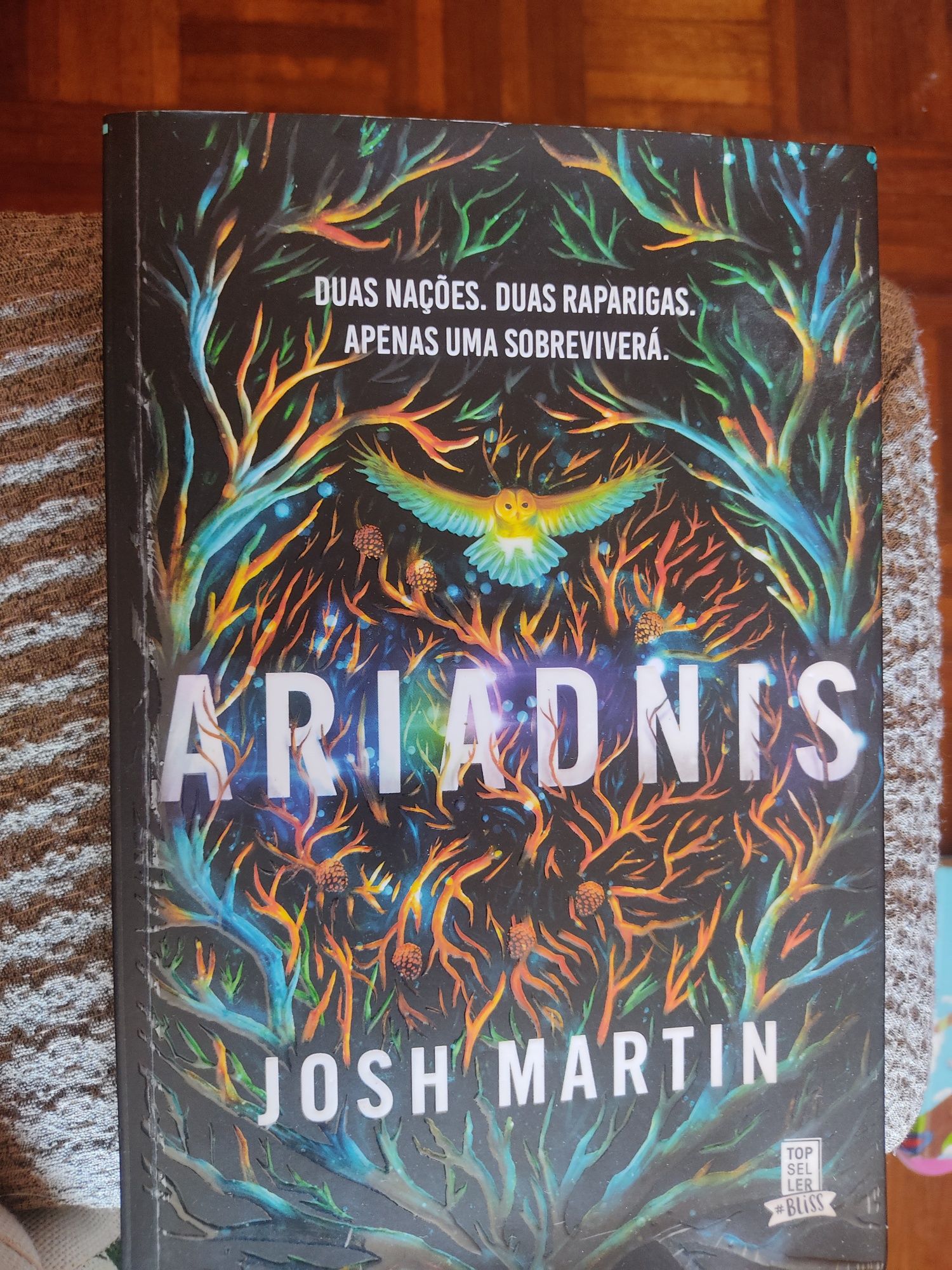 ARIADNIS/ Josh Martin