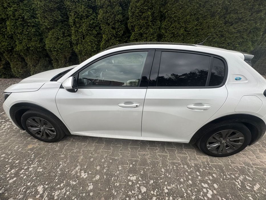 Peugeot 208 Pierwszy właściciel, serwisowany w autoryzowanym serwisie peugeot