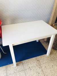 Mesa para criança Ikea (Sundvik)