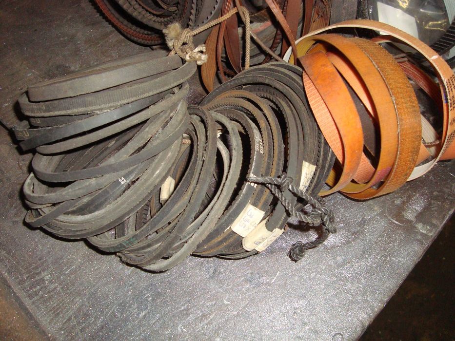 Lâminas    e    Correias  para  fiambreiras  ou  cortadoras