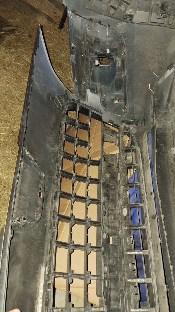 Zderzak przedni Peugeot 3008 I kolor ciemnonszary KTPD 2012 przed lift
