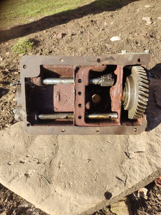 Запчастини.              .