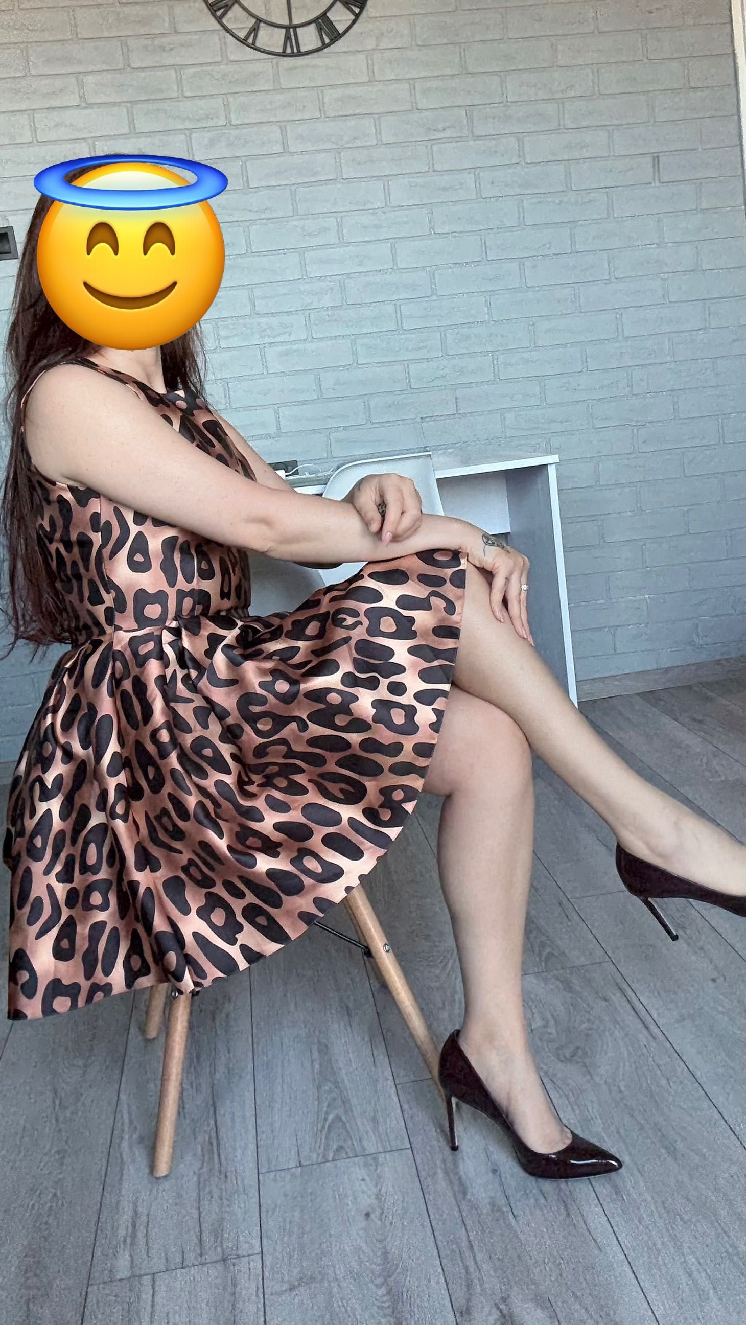 Sukienka z motywem panterki – rozmiar 38