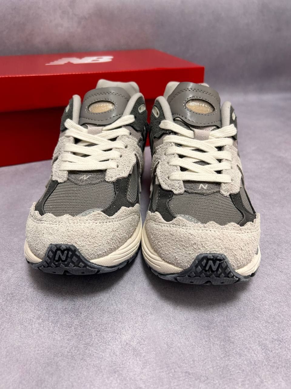 Кросівки New Balance 2002R Protection Pack Rain Cloud Grey - найкращий