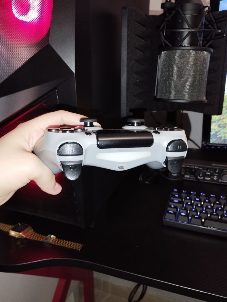 Edição Limitada 20.º Aniversário – Comando DualShock PS4