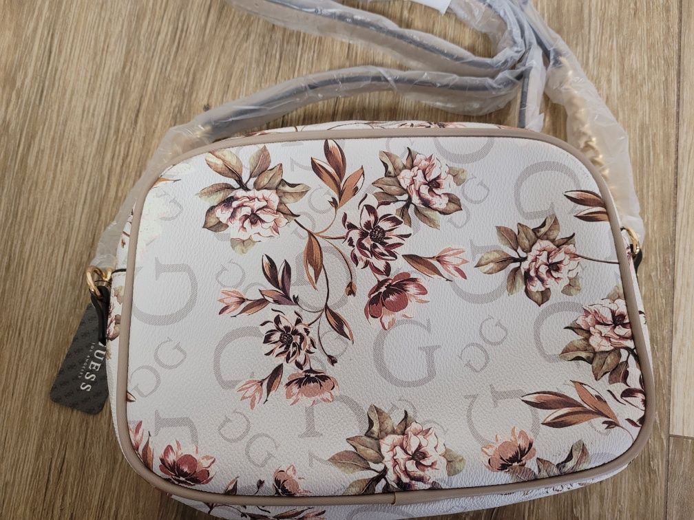 Torebka Guess Crossbody