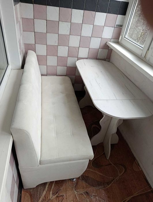 Продам 2х кв ремонтом газовый дом  ул Бочарова .