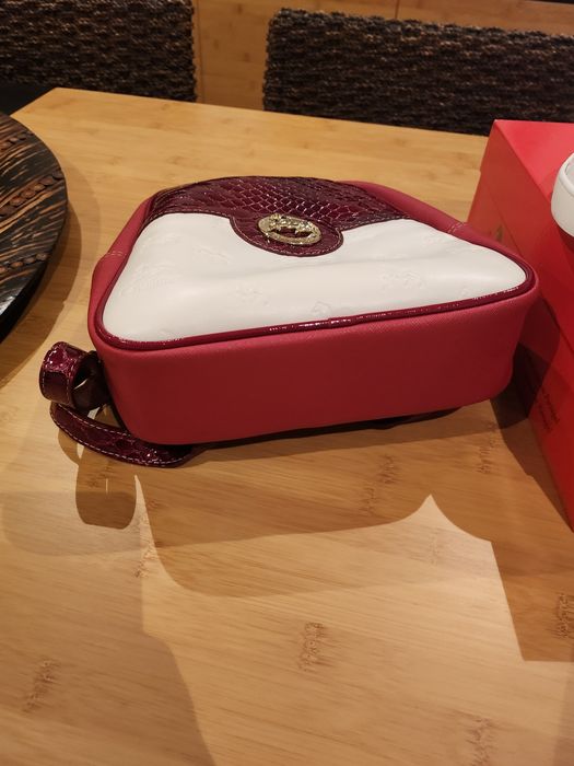 Mochila e sapatilhas cavalinho