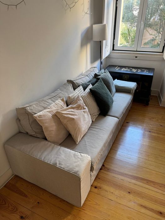 Sofá KIVIK IKEA, 3 lugares em ótimo estado