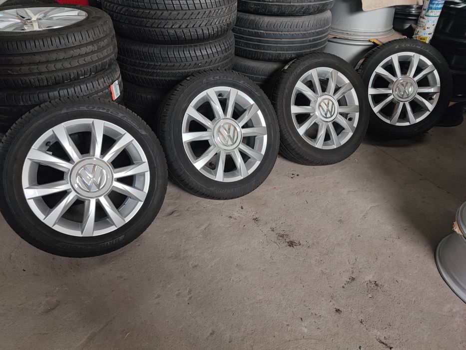 Felgi Aluminiowe 4x100 5,5Jx15 ET41 Volkswagen UP