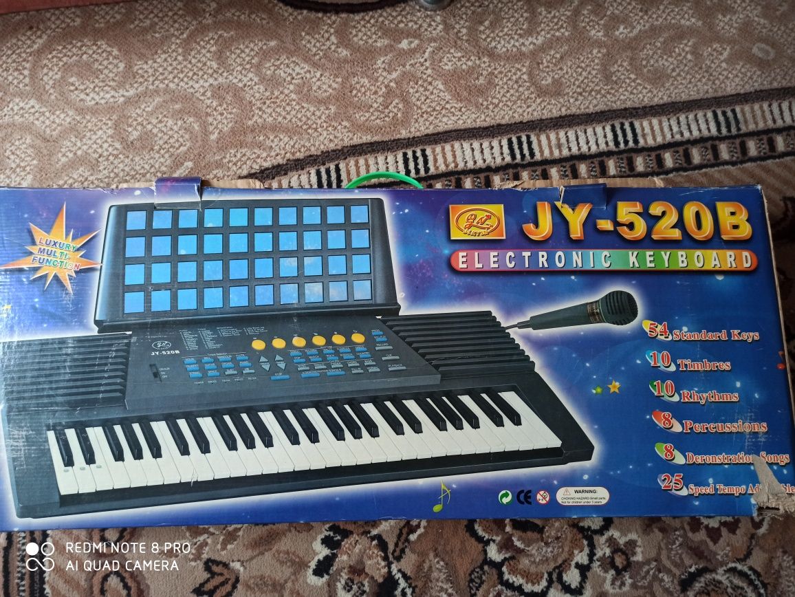Продам синтезатор JY-520B