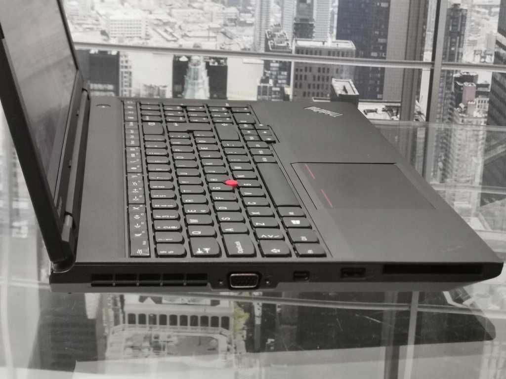 Poleasingowy Laptop Lenovo ThinkPad 15,6' i5 16GB RAM Dysk SSD Gwaranc