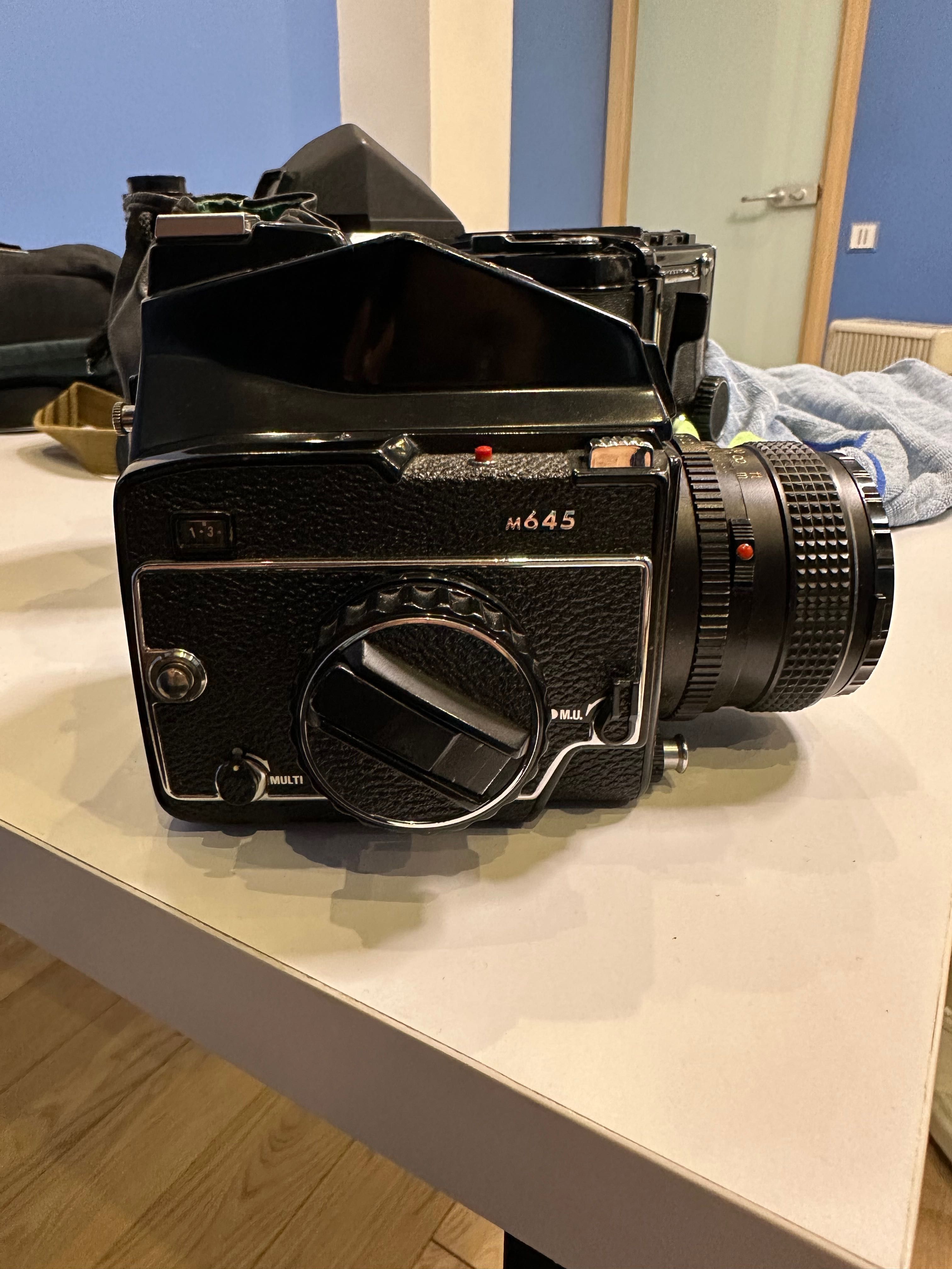 Фотоаппарат Mamiya 645 з объективом