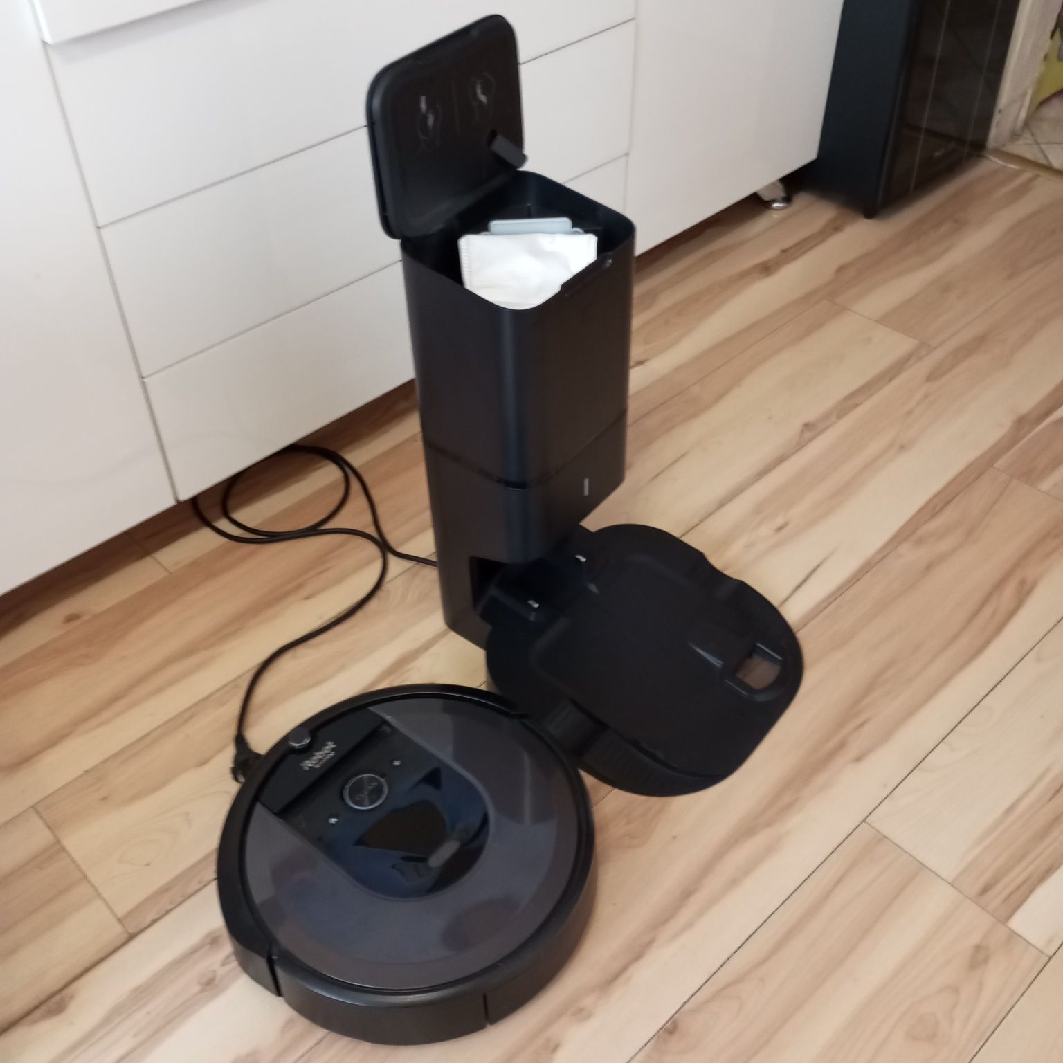 Robot sprzątający iROBOT ROOMBA i7 akumulator do wymiany