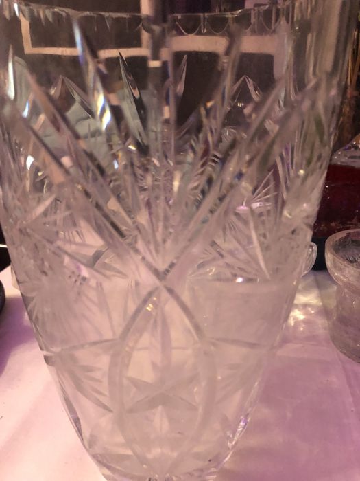 Хрустальная ваза для цветов