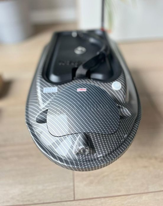 Nowa łódka zanętowa Boatman Actor pro plus GPS echo