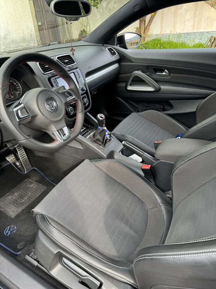 VW Scirocco 2.0 TDI 140 cv