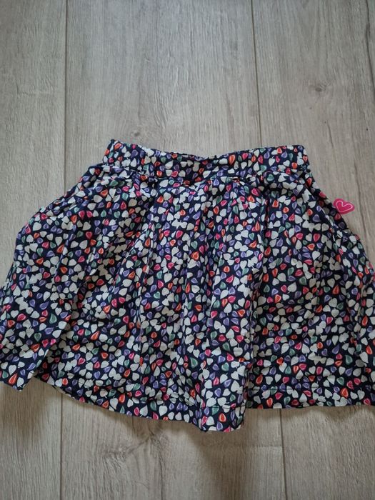 Spódniczka dziewczęca