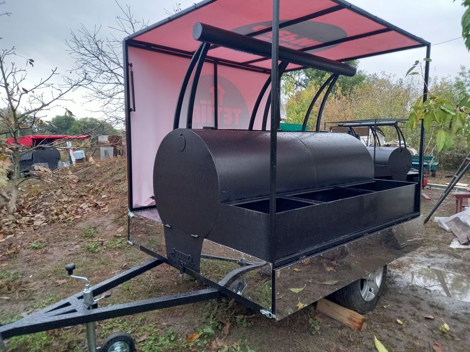 BBQ Барбекю Бочки на причіпі
