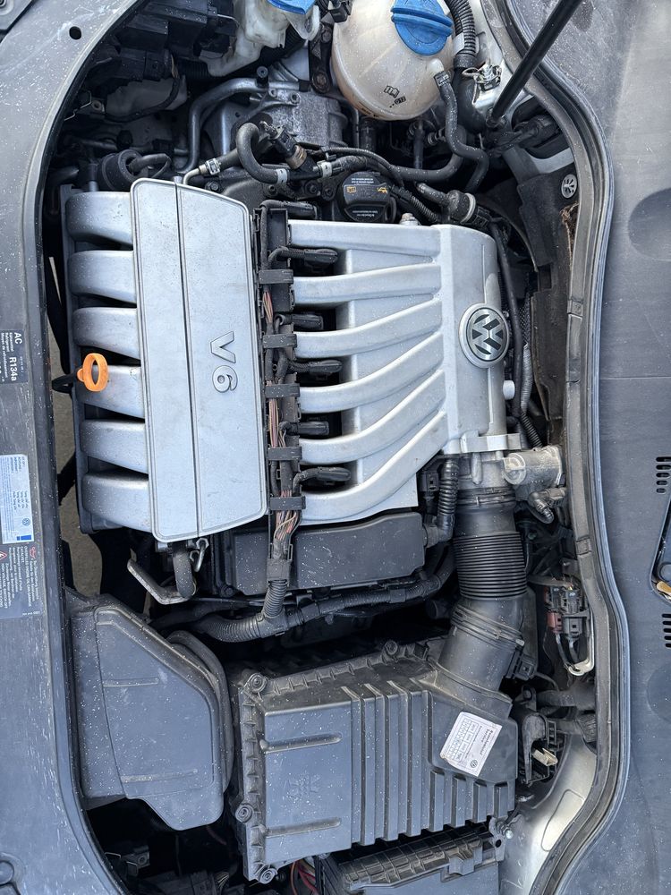 Passat B6 v6 3.2fsi na czesci silnik/drzwi/skrzynia kod lakieru la7w