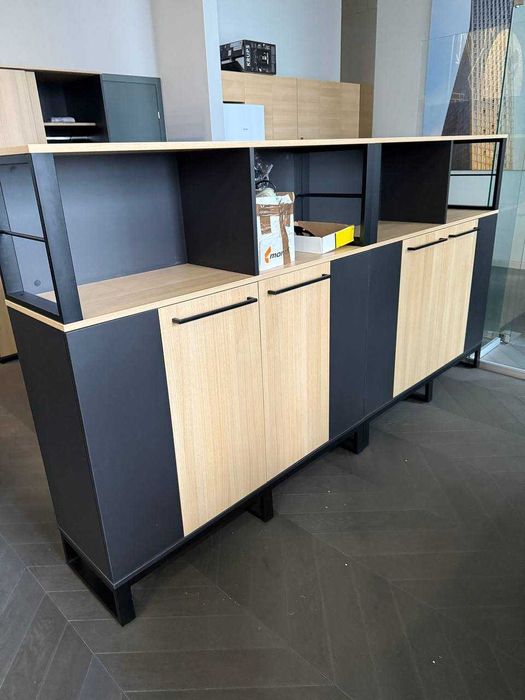 Офисная мебель шкафы столы