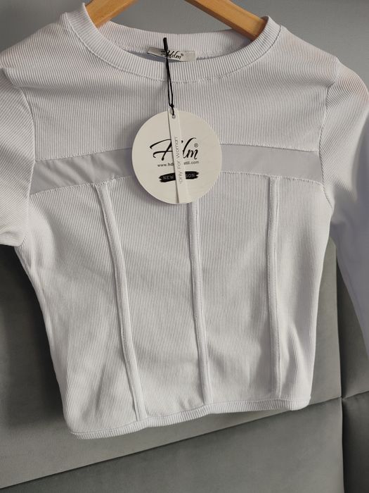 Nowy biały crop top