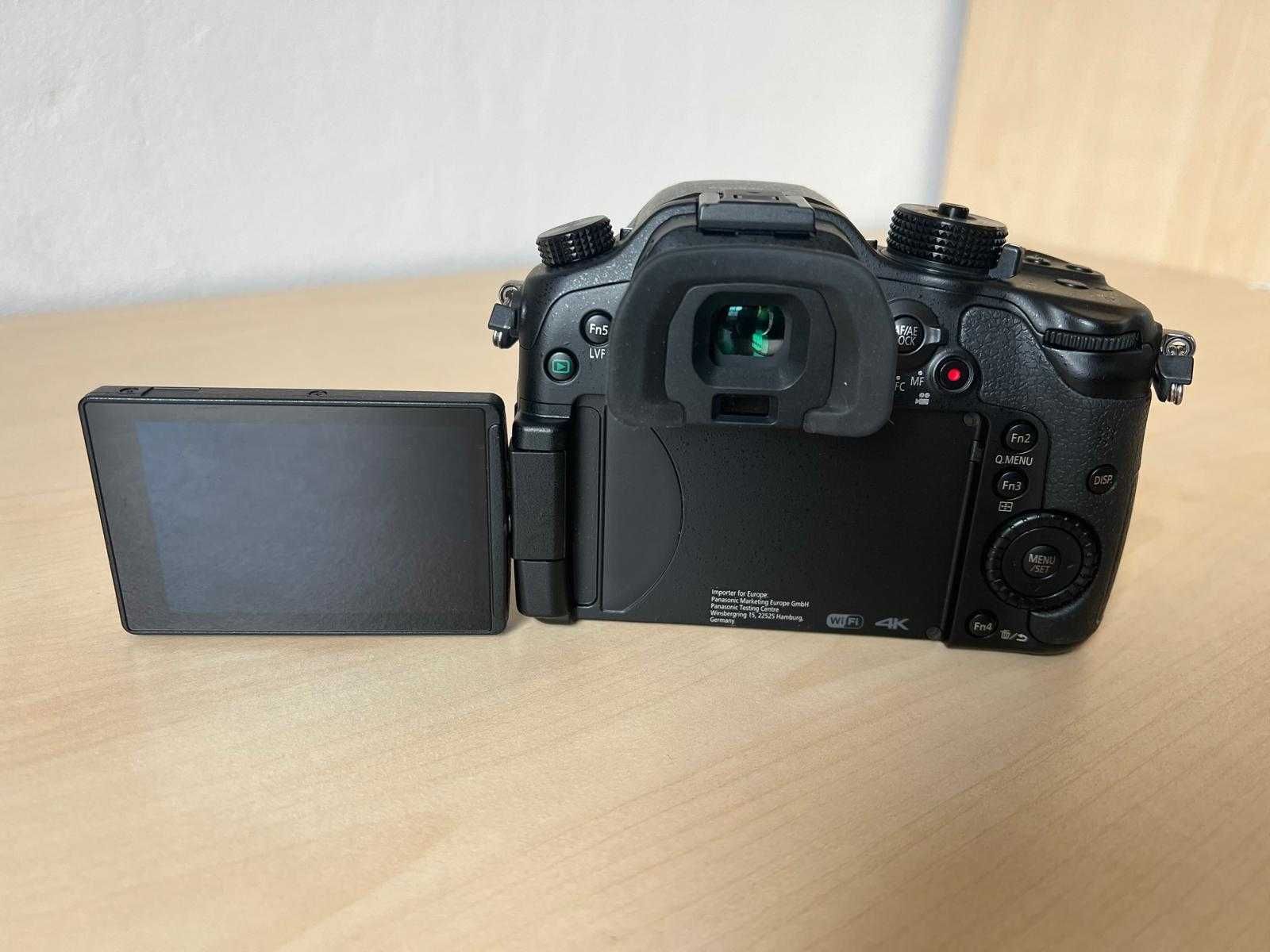 Camera Panasonic Lumix DMC-GH4 + Lente G Vario 12-60mm f/3.5-5.6