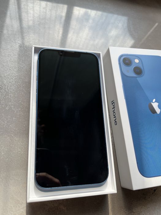 iPhone 13, 128 GB.