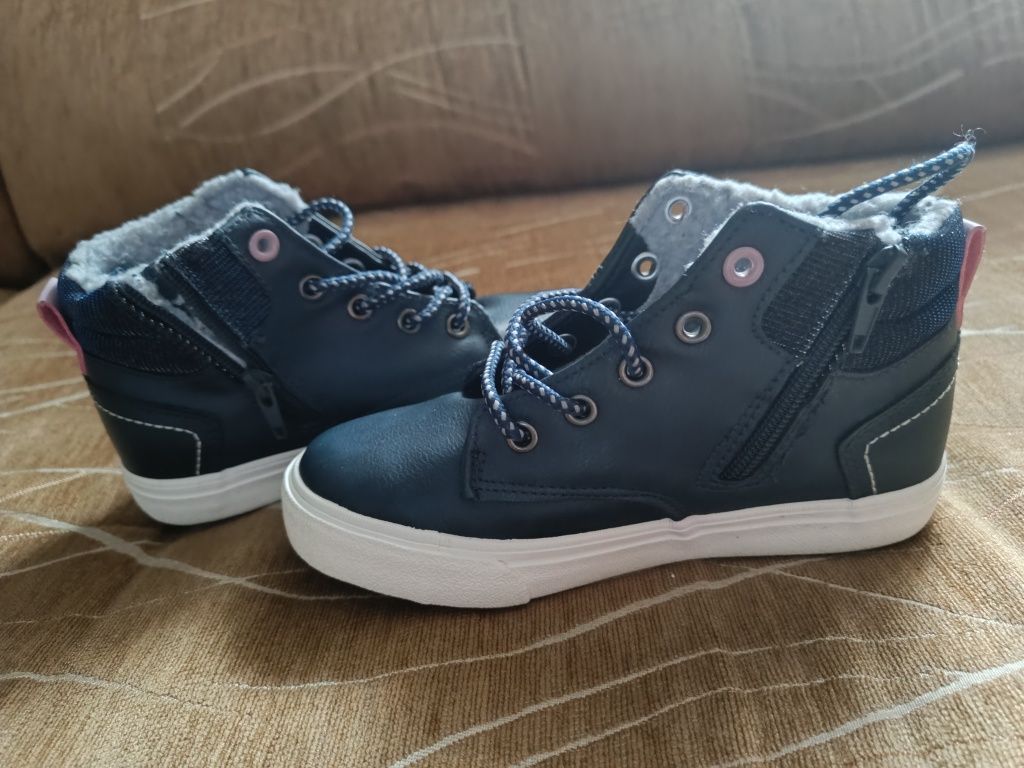 Buty rozmiar 30 nowe