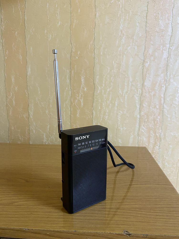 Sony ICF P26 радіо приймач FM AM