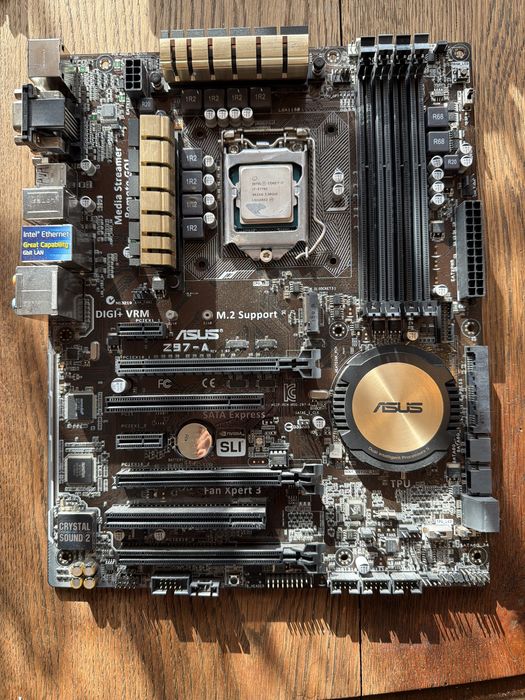 Płyta główna Asus Z97-A + Procesor Intel Core i7 5775C 3.30GHZ