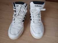Sapatilhas marca Adidas