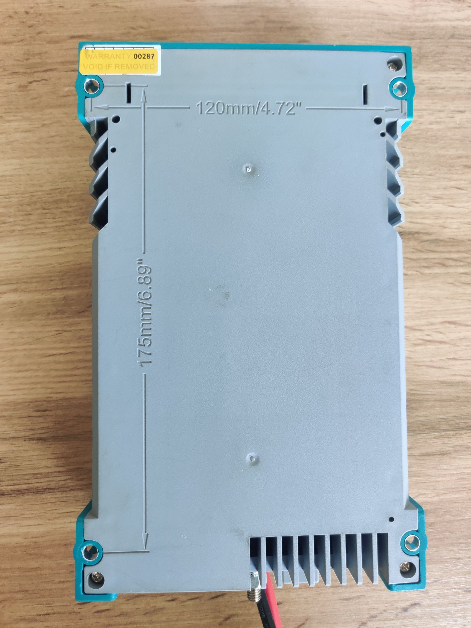 ТОП інвертор з чистим синусом Mastervolt AC Master 12/1000