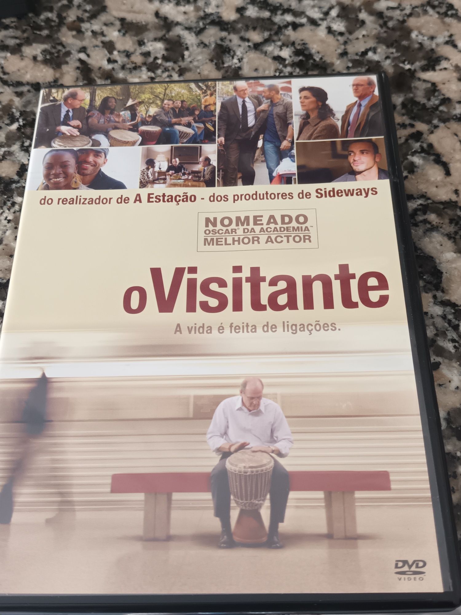 Vendo 9 DVD estado impecável  por 35euros