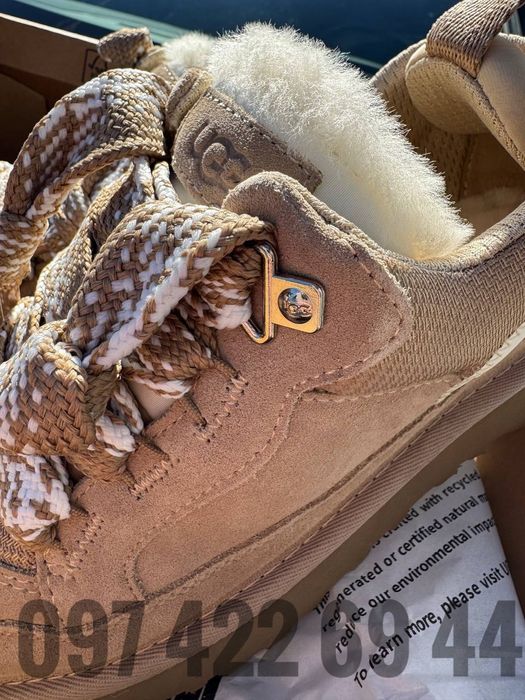 Жіночі UGG Кросівки LOWMEL Жіночі UGG Кросівки