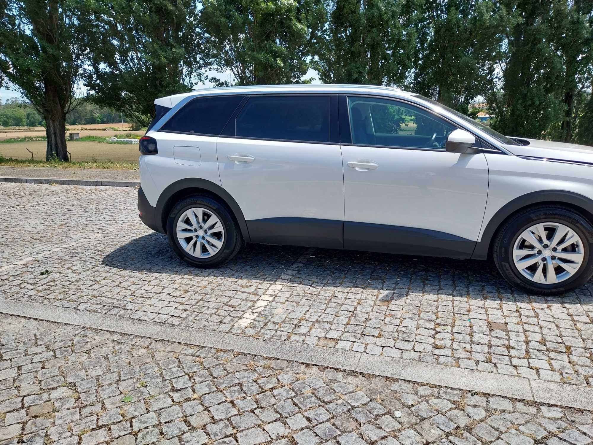 Peugeot 5008 7 lug. IVA Dedutível