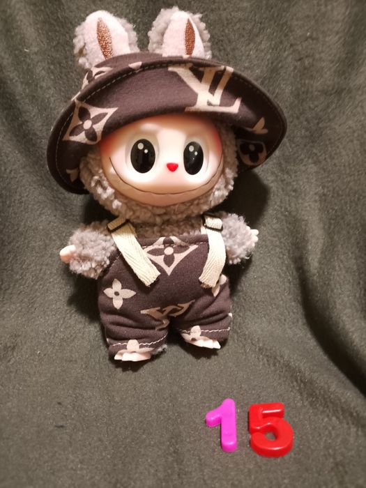 Одяг Лабубу, labubu