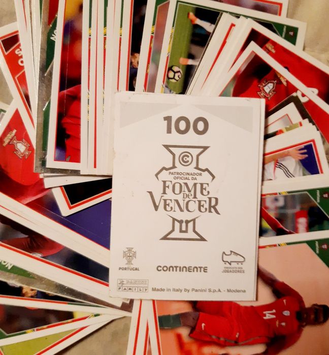 Lote cromos e brindes variados