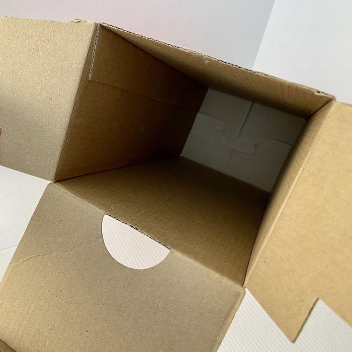 Caixa de chinelos Nike