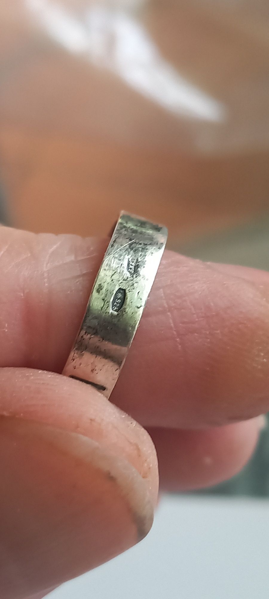 Серебряное кольцо