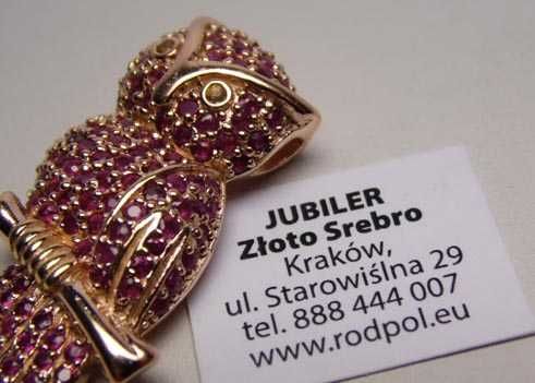 Zawieszka sowa z rubinami srebro złocone.