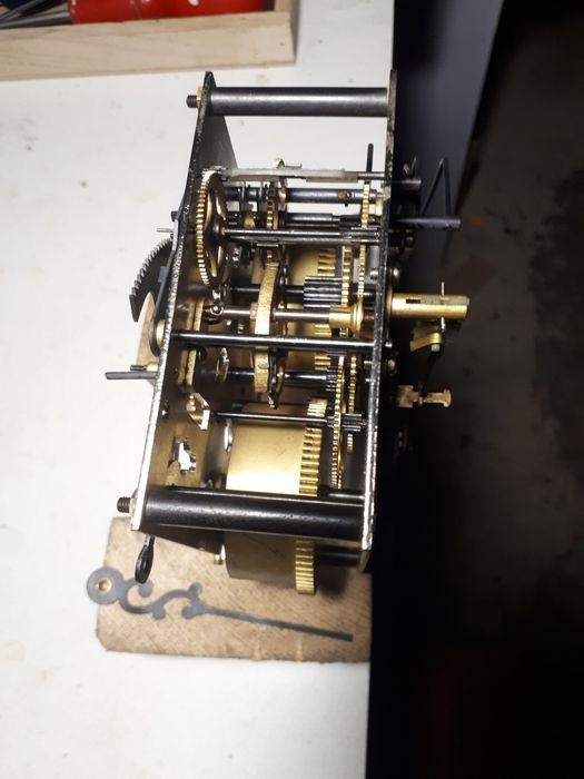 Zegar Metron 1982 rok, po renowacji z instrukcją