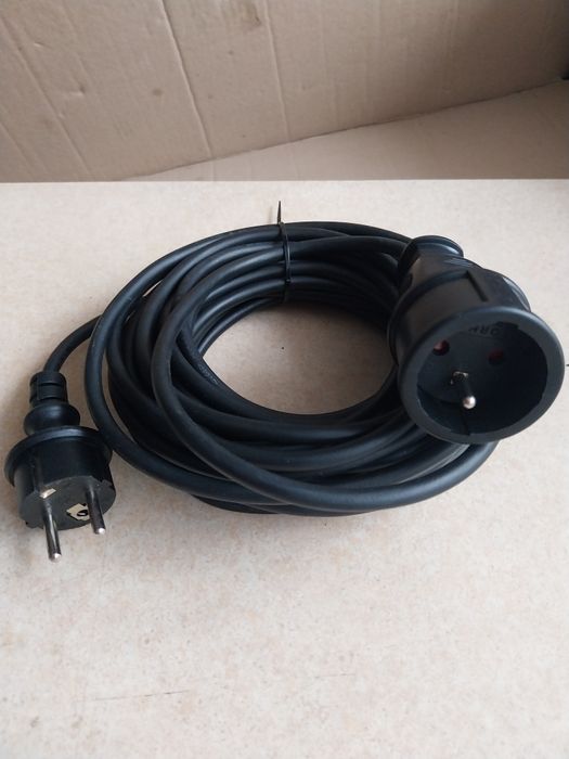 Przedłużacz 10m trzy żyłowy