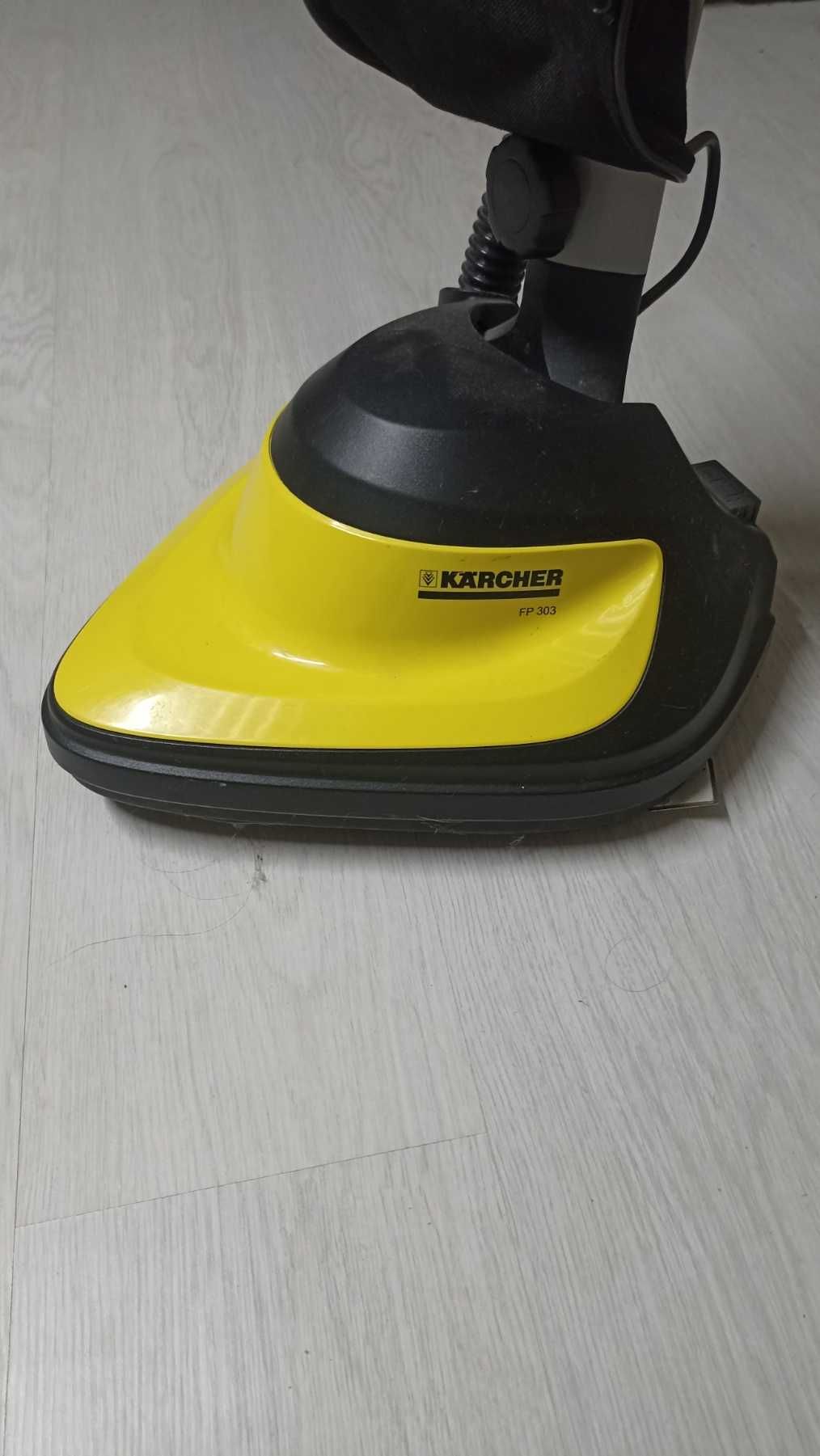 Полотер Karcher FP 303 вертикальний пилосос