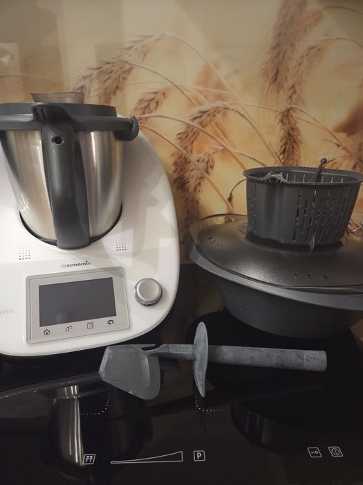 Sprzedam Termomix TM5